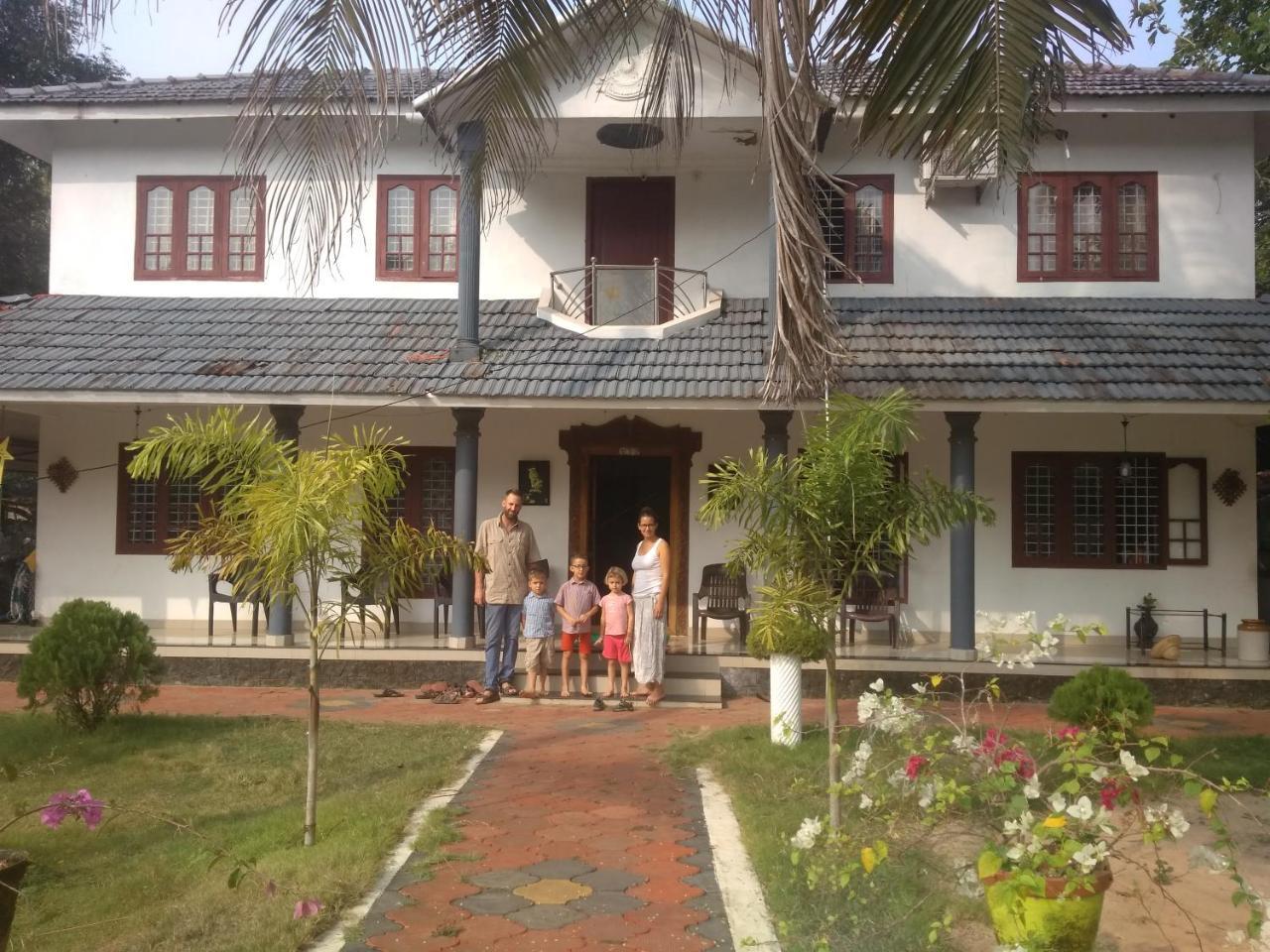 Апартаменти Marari Peterland Alappuzha Екстер'єр фото
