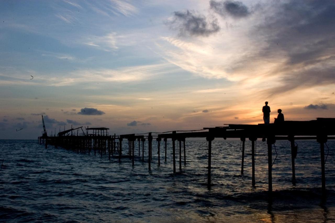 Апартаменти Marari Peterland Alappuzha Номер фото